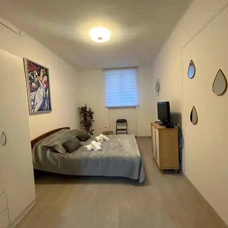 Tesla 2 Apartment Belgrade